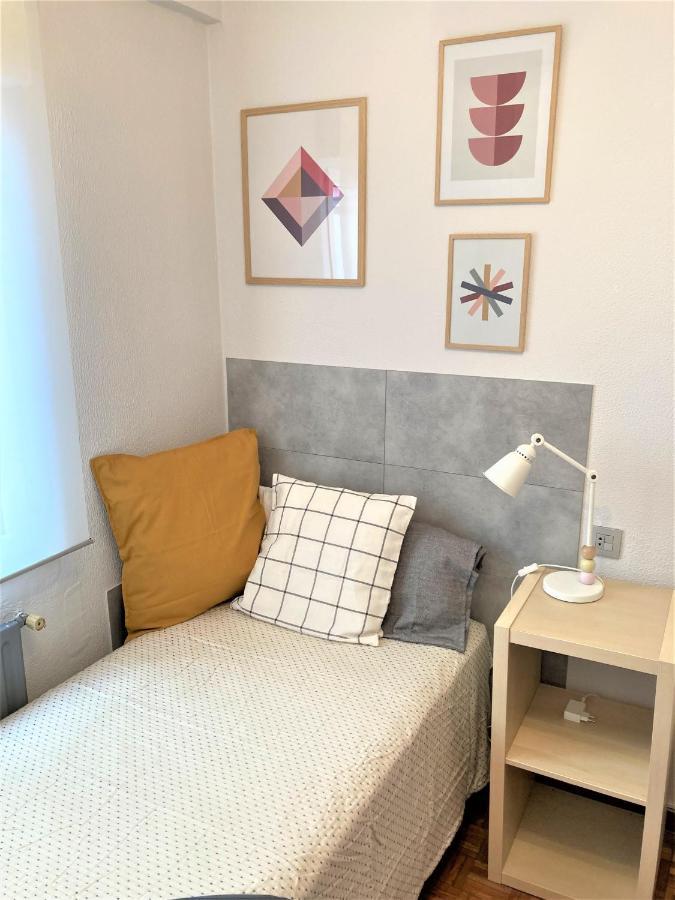 Tranquilidad Y Cercania. Wifi. Parking Incluido! Oviedo Luaran gambar
